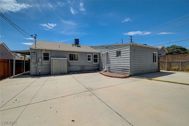 1405 East Bridger Avenue B, Las Vegas, NV 89101