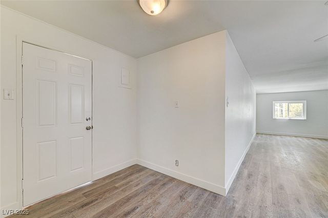 1405 East Bridger Avenue B, Las Vegas, NV 89101