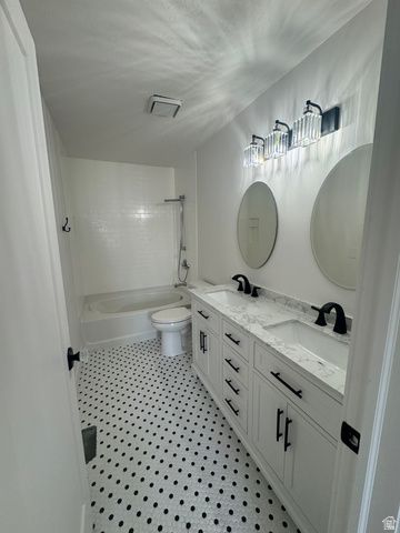 1107 E BRIGADOON CT, Holladay, UT 84117