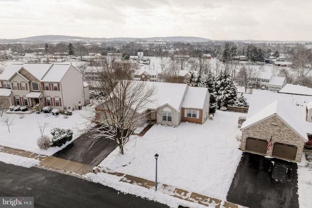 224 WILLOW DR, Denver, PA 17517