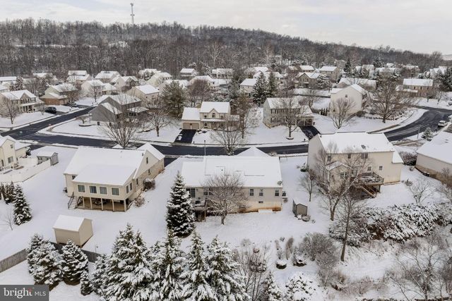 224 WILLOW DR, Denver, PA 17517