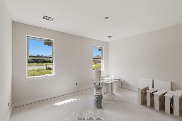 1048 Calaveras Court, College Station, TX 77845