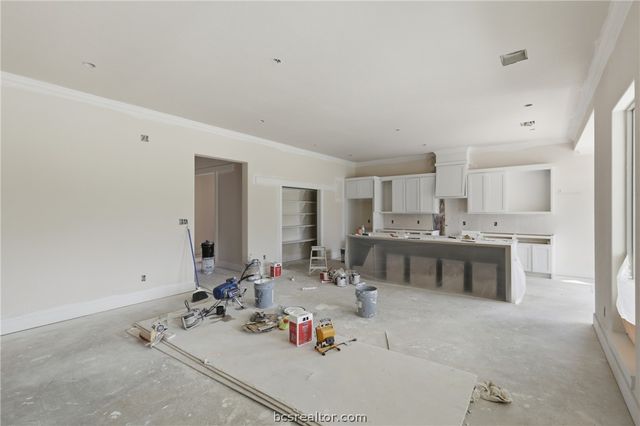 1048 Calaveras Court, College Station, TX 77845