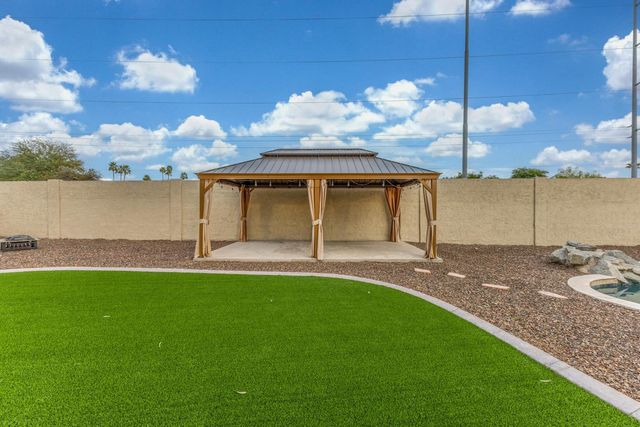 15041 N 6th Street, Phoenix, AZ 85022