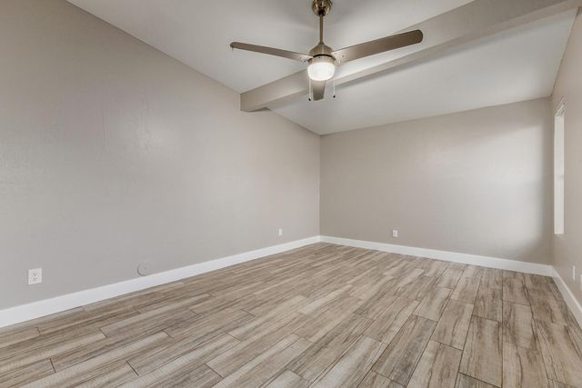 15041 N 6th Street, Phoenix, AZ 85022