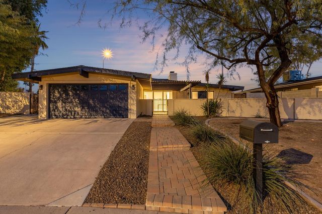 15041 N 6th Street, Phoenix, AZ 85022