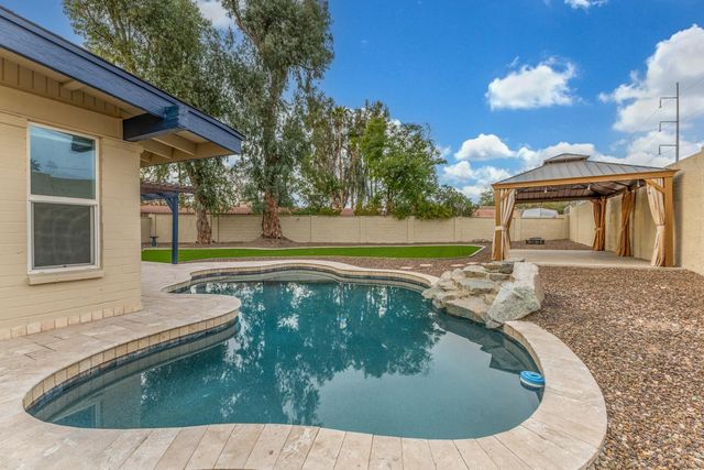 15041 N 6th Street, Phoenix, AZ 85022