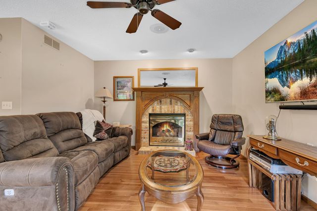 4457 Farmdale Circle, Saint Augusta, MN 56301