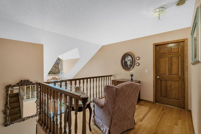 4457 Farmdale Circle, Saint Augusta, MN 56301