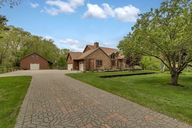 4457 Farmdale Circle, Saint Augusta, MN 56301