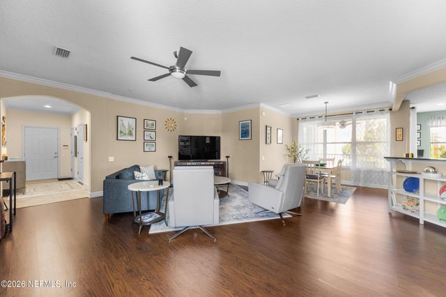 4480 DEERWOOD LAKE Parkway 238, Jacksonville, FL 32216