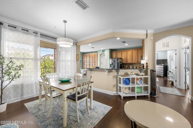 4480 DEERWOOD LAKE Parkway 238, Jacksonville, FL 32216