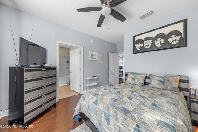 4480 DEERWOOD LAKE Parkway 238, Jacksonville, FL 32216