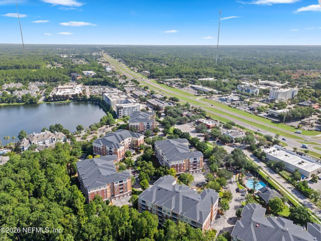 4480 DEERWOOD LAKE Parkway 238, Jacksonville, FL 32216