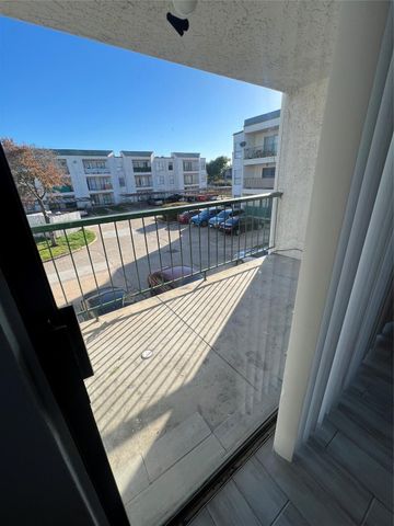 2830 S Bartell Drive 210, Houston, TX 77054
