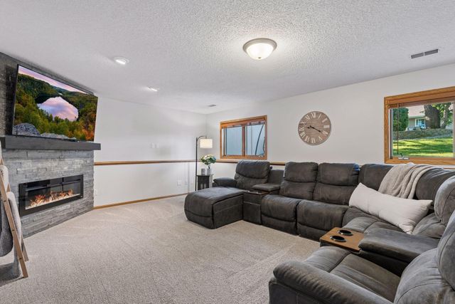 6090 145th Lane NW, Ramsey, MN 55303