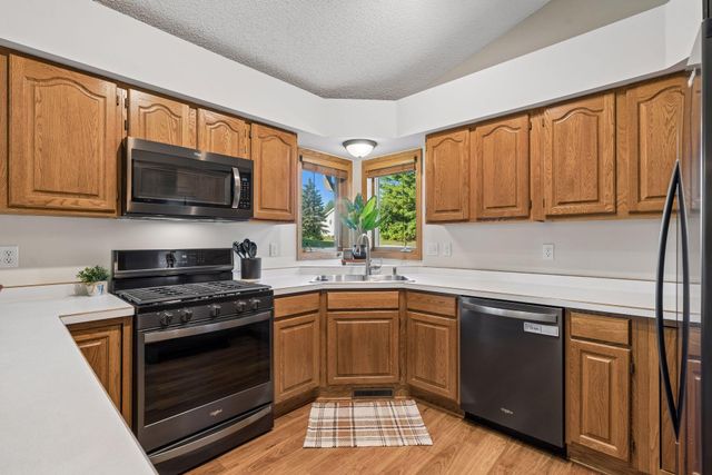 6090 145th Lane NW, Ramsey, MN 55303