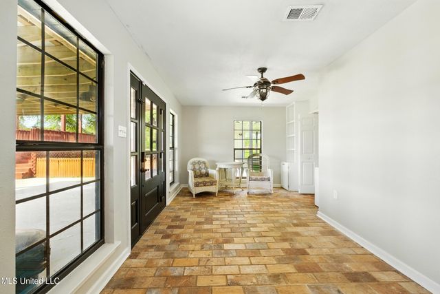 10107 Chester Lee Road, Picayune, MS 39466