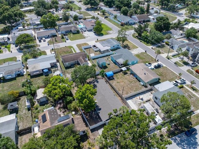 8452 6TH STREET N, St Petersburg, FL 33702