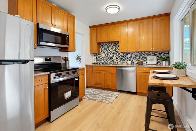 3842 E K Street, Tacoma, WA 98404