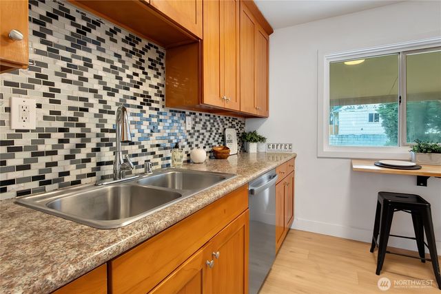 3842 E K Street, Tacoma, WA 98404