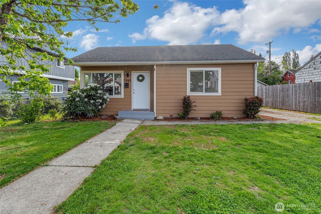 3842 E K Street, Tacoma, WA 98404
