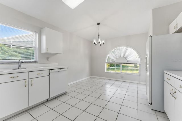 8506 TIARA PARK WAY, Tampa, FL 33635