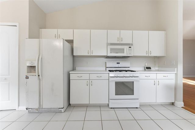 8506 TIARA PARK WAY, Tampa, FL 33635