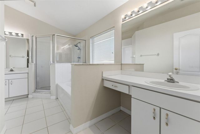 8506 TIARA PARK WAY, Tampa, FL 33635