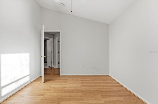 8506 TIARA PARK WAY, Tampa, FL 33635