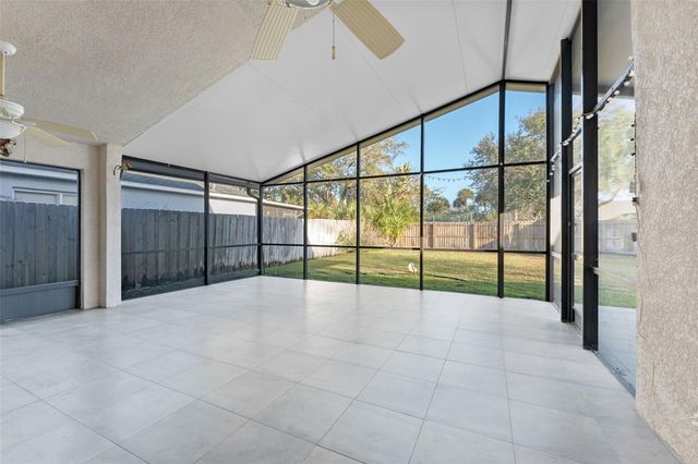 8506 TIARA PARK WAY, Tampa, FL 33635