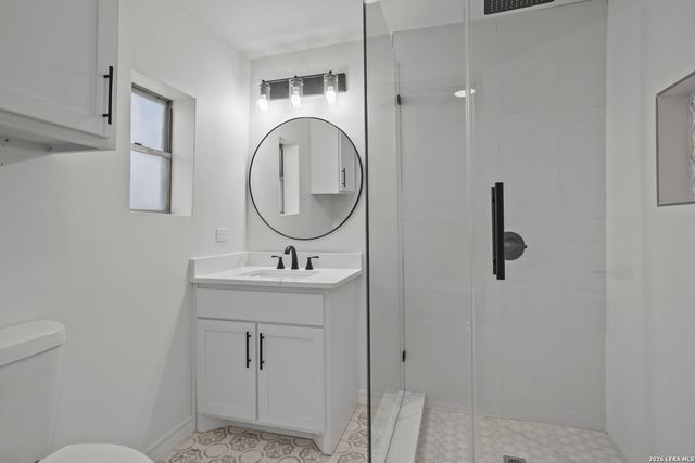 1801 N Palmetto, San Antonio, TX 78208