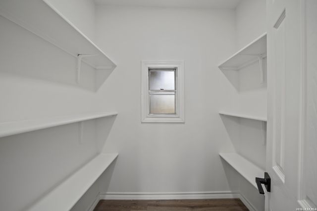 1801 N Palmetto, San Antonio, TX 78208