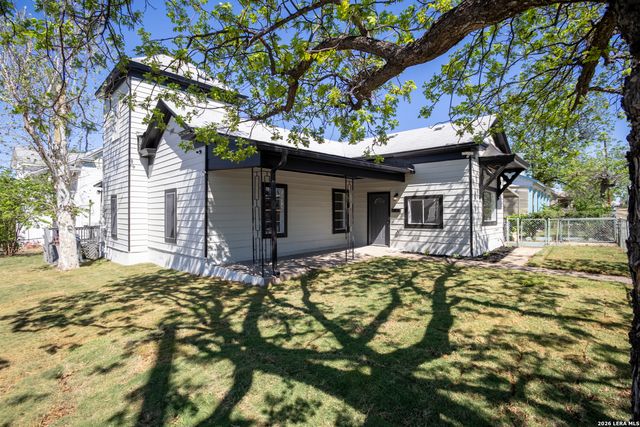 1801 N Palmetto, San Antonio, TX 78208