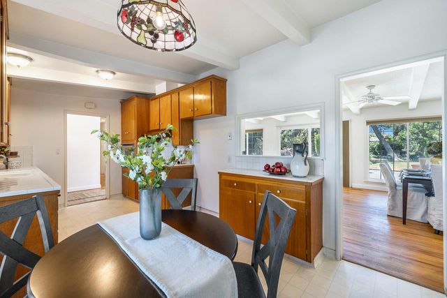 746 W Acacia Avenue W, Fresno, CA 93705