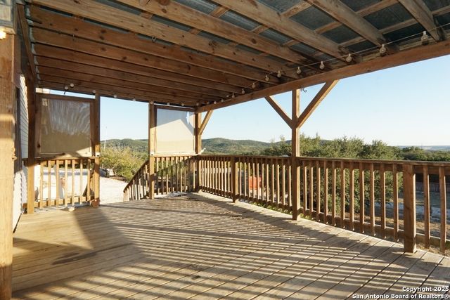 315 Cameron Trail, Lakehills, TX 78063