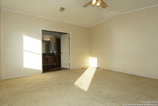 315 Cameron Trail, Lakehills, TX 78063