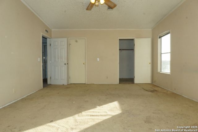 315 Cameron Trail, Lakehills, TX 78063