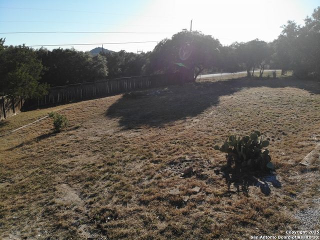 315 Cameron Trail, Lakehills, TX 78063