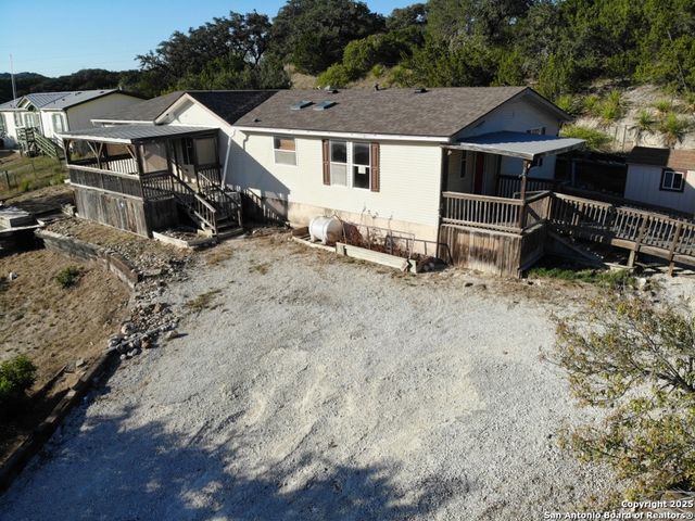 315 Cameron Trail, Lakehills, TX 78063