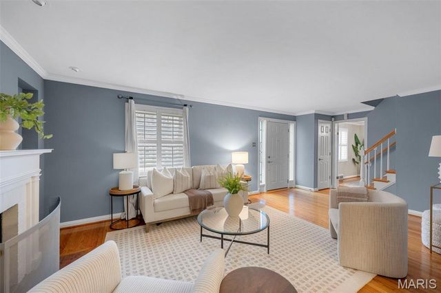 9345 Sonora Avenue, Brentwood, MO 63144