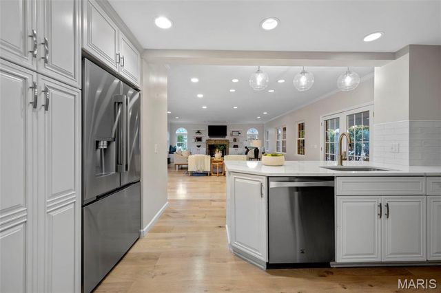 9345 Sonora Avenue, Brentwood, MO 63144