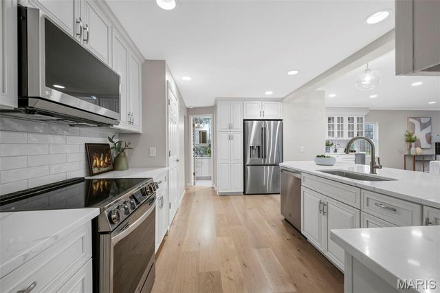 9345 Sonora Avenue, Brentwood, MO 63144