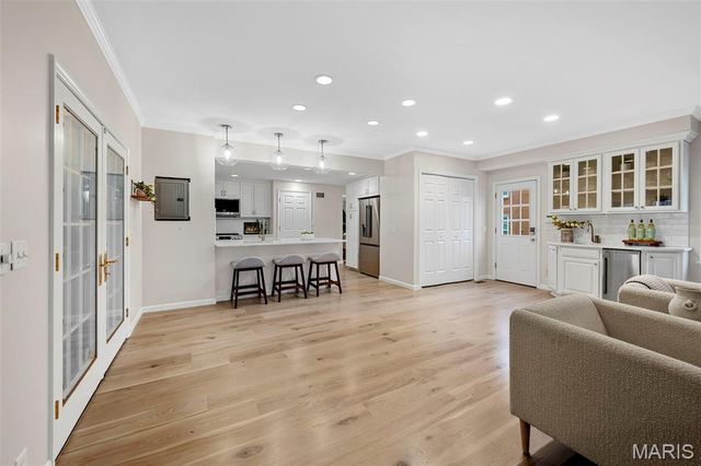 9345 Sonora Avenue, Brentwood, MO 63144