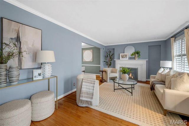 9345 Sonora Avenue, Brentwood, MO 63144