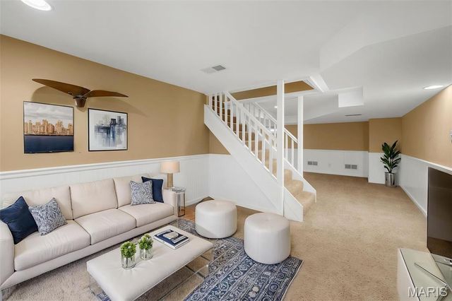 9345 Sonora Avenue, Brentwood, MO 63144