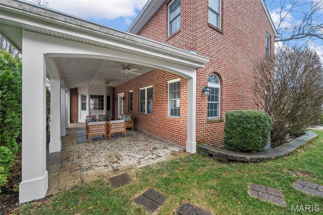 9345 Sonora Avenue, Brentwood, MO 63144