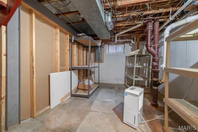 9345 Sonora Avenue, Brentwood, MO 63144