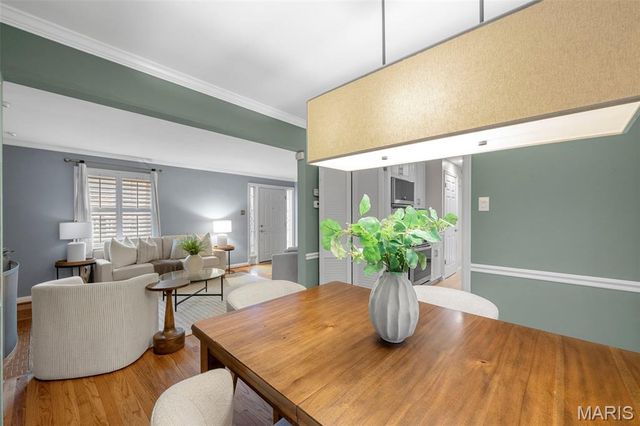 9345 Sonora Avenue, Brentwood, MO 63144