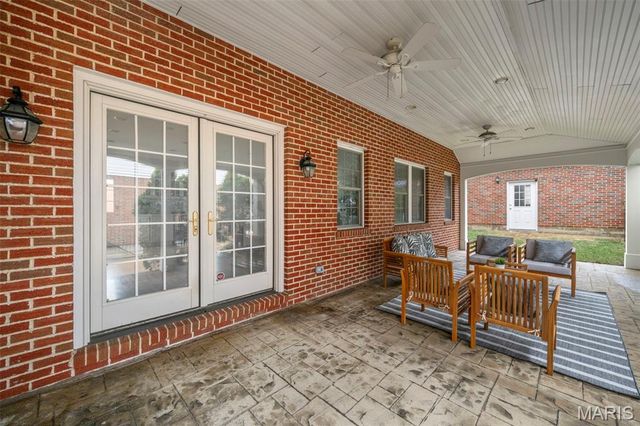 9345 Sonora Avenue, Brentwood, MO 63144